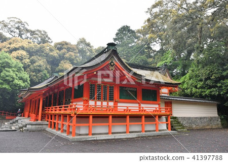 Usa Shrine of rain 41397788