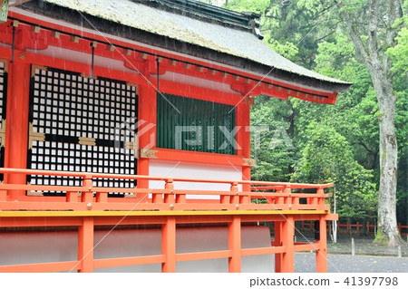 Usa Shrine of rain 41397798