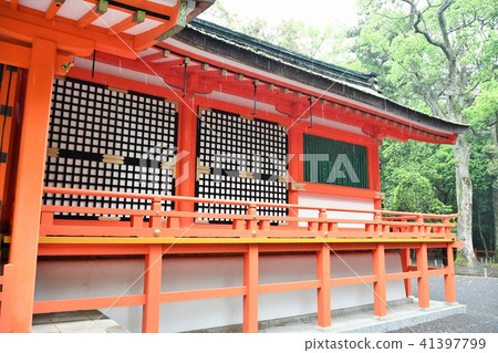 Usa Shrine of rain Usa Shrine of rain 41397799