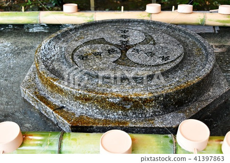 美國雨的神社 41397863