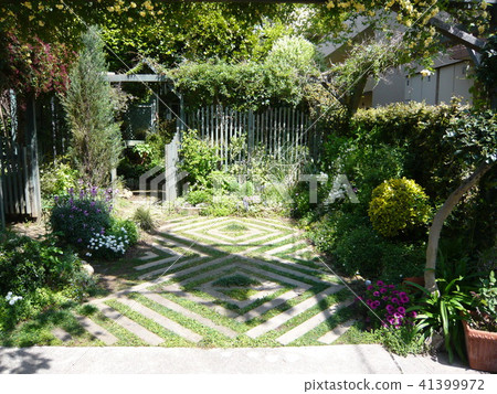 停車場綠化遮陽 41399972