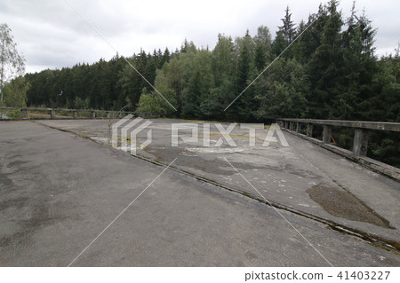 Unfinished Bridge, Czech Republic Unfinished Bridge, Czech Republic 41403227