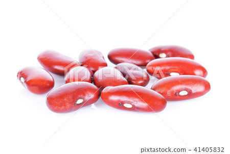 Red beans isolated on white background Red beans isolated on white background 41405832