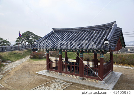 Cho Seijin (Historic Site No. 225), Ganghwa-gun, Incheon Cho Seijin (Historic Site No. 225), Ganghwa-gun, Incheon 41405985