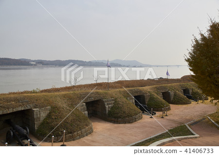 Namjang Fortress, Dukjinjin (Historic Site No. 226), Ganghwa-gun, Incheon Namjang Fortress, Dukjinjin (Historic Site No. 226), Ganghwa-gun, Incheon 41406733