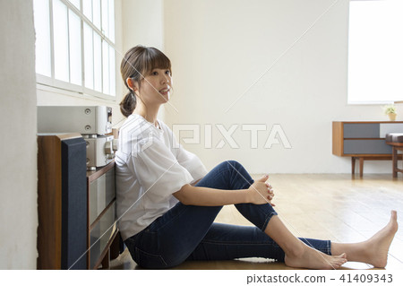 Young lady lifestyle Relax image 41409343