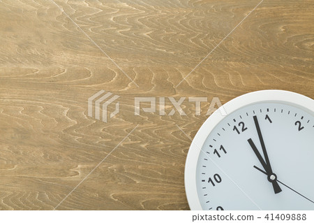 clock  41409888