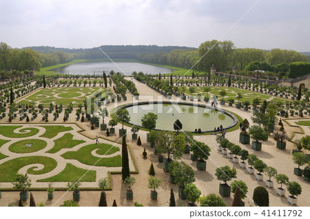 The famous gardens of Royal Palace of Versailles 41411792