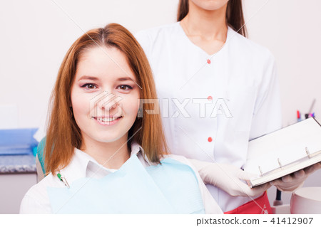 Woman patient in a Dentist office 41412907