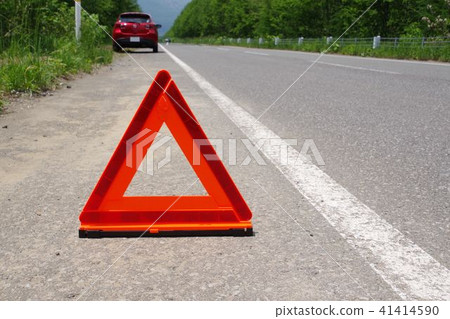 Triangular display board notifying stop due to breakdown road trouble Triangular display board notifying stop due to breakdown road trouble 41414590