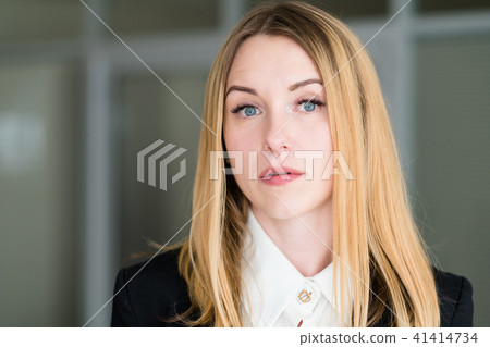 emotion face pensive serious woman business lady emotion face pensive serious woman business lady 41414734