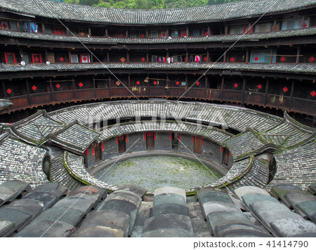 中國福建省龍巖Hakko Tourou  - 圓塔/環基樓（土樓），中國 41414790