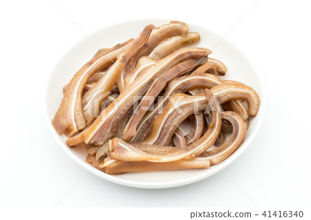 Pig ear: Pig ear 41416340