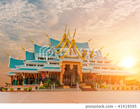 Watpaphukon Temple place of religious Buddhists Watpaphukon Temple place of religious Buddhists 41419395