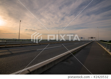 Tone河昭和橋晚上風景Hashigami地區朝群馬縣 Tone河昭和橋晚上風景Hashigami地區朝群馬縣 41420532