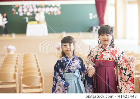畢業典禮的女孩 41423448