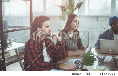 Startup team is sharing progressive ideas Startup team is sharing progressive ideas 41424034