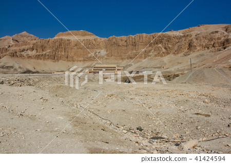 埃及·盧克索·哈特謝普蘇特女王的葬禮之家 41424594