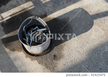 ashtray ashtray 41425475