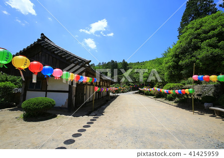 Spring in the mountains Spring in the mountains 41425959