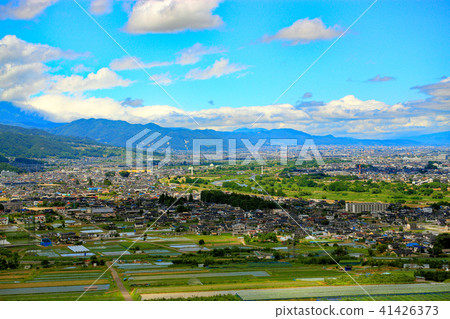 與三個主要日本車窗的梯田 41426373