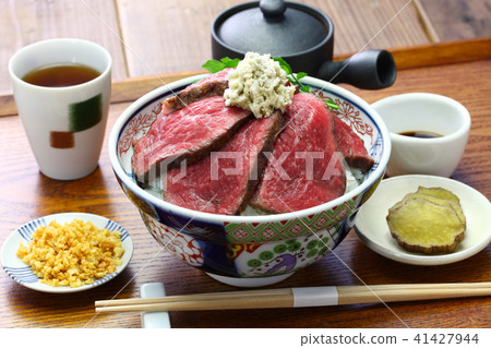Roast beef bowl Roast beef bowl 41427944