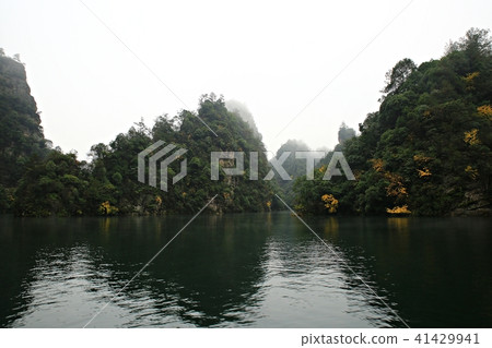 Zhangjiajie 41429941