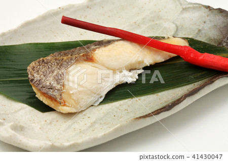 Sea bream's Nishikyo grill Sea bream's Nishikyo grill 41430047