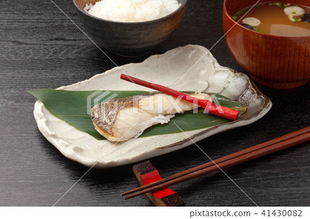 Sea bream's Nishikyo grill Sea bream's Nishikyo grill 41430082