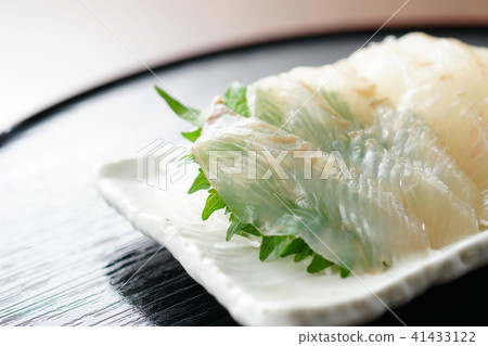 Sesame fillet sauce 41433122