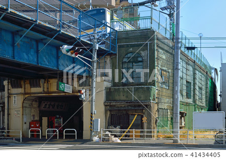 神奈川縣橫濱市鶴見線國道站高架外觀 41434405