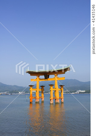 在嚴島神社的鳥取 在嚴島神社的鳥取 41435146