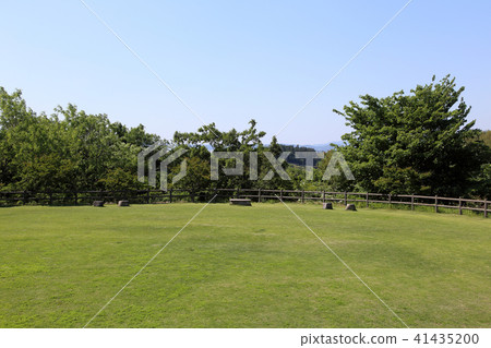 Refreshing landscape 41435200