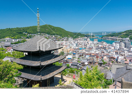 尾道的街道和Tenning寺的三重塔 41437894