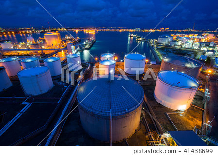 Big Industrial estate  a lot of oil tanks  41438699