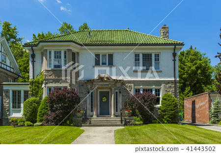Custom built luxury house in the suburbs of Toronto, Canada. 41443502