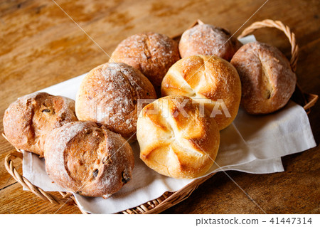 Various rolls Various rolls 41447314