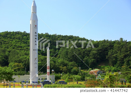 Space Center 41447742