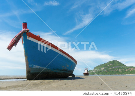 FishingBoat SamRoiYodBeach PrachuapKhiriKhan Thai 41450574