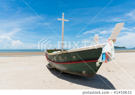 FishingBoat SamRoiYodBeach PrachuapKhiriKhan Thai FishingBoat SamRoiYodBeach PrachuapKhiriKhan Thai 41450632