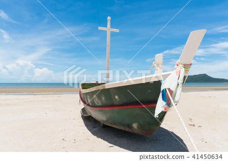 FishingBoat SamRoiYodBeach PrachuapKhiriKhan Thai FishingBoat SamRoiYodBeach PrachuapKhiriKhan Thai 41450634