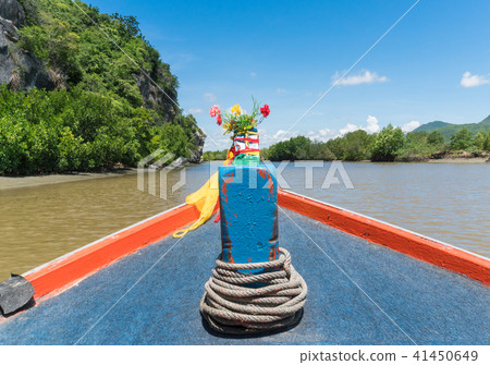 FishingBoat KhaoDangCanal StoneMountain Thailand FishingBoat KhaoDangCanal StoneMountain Thailand 41450649