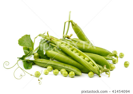 Fruits of green peas on white background. 41454094