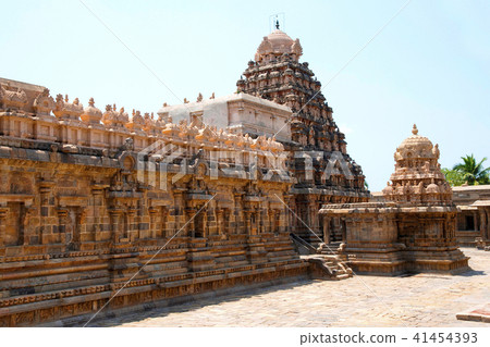 Cahndikesvara Temple and Airavatesvara Temple 41454393
