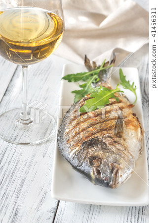 Grilled gilt-head bream on the plate Grilled gilt-head bream on the plate 41456311