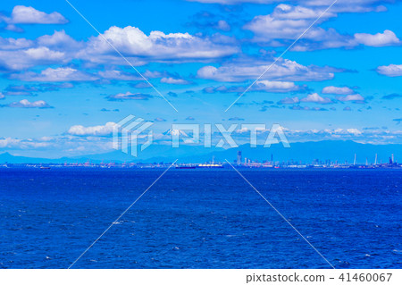 東京的大海和天空富士山的遠景 照片素材 圖片 圖庫