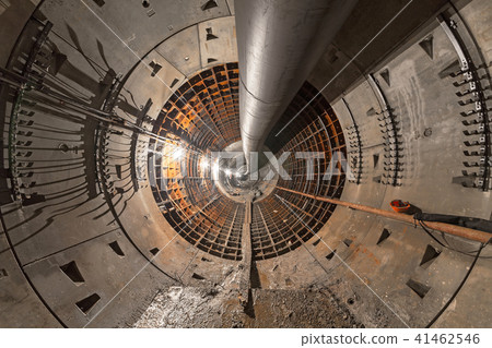Empty metro tunnel under construction Empty metro tunnel under construction 41462546