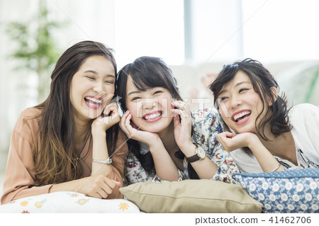 年輕的女士 41462706