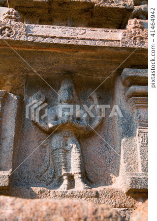 Vishnu, agra-mandapa, Airavatesvara Temple Vishnu, agra-mandapa, Airavatesvara Temple 41464942