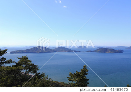 "Awashima" in Mikuzen City Tompaku Town and "Sakushima" in Takatsu Town 41465670